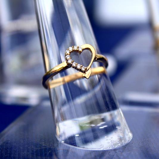 Gold Heart Diamond Ring